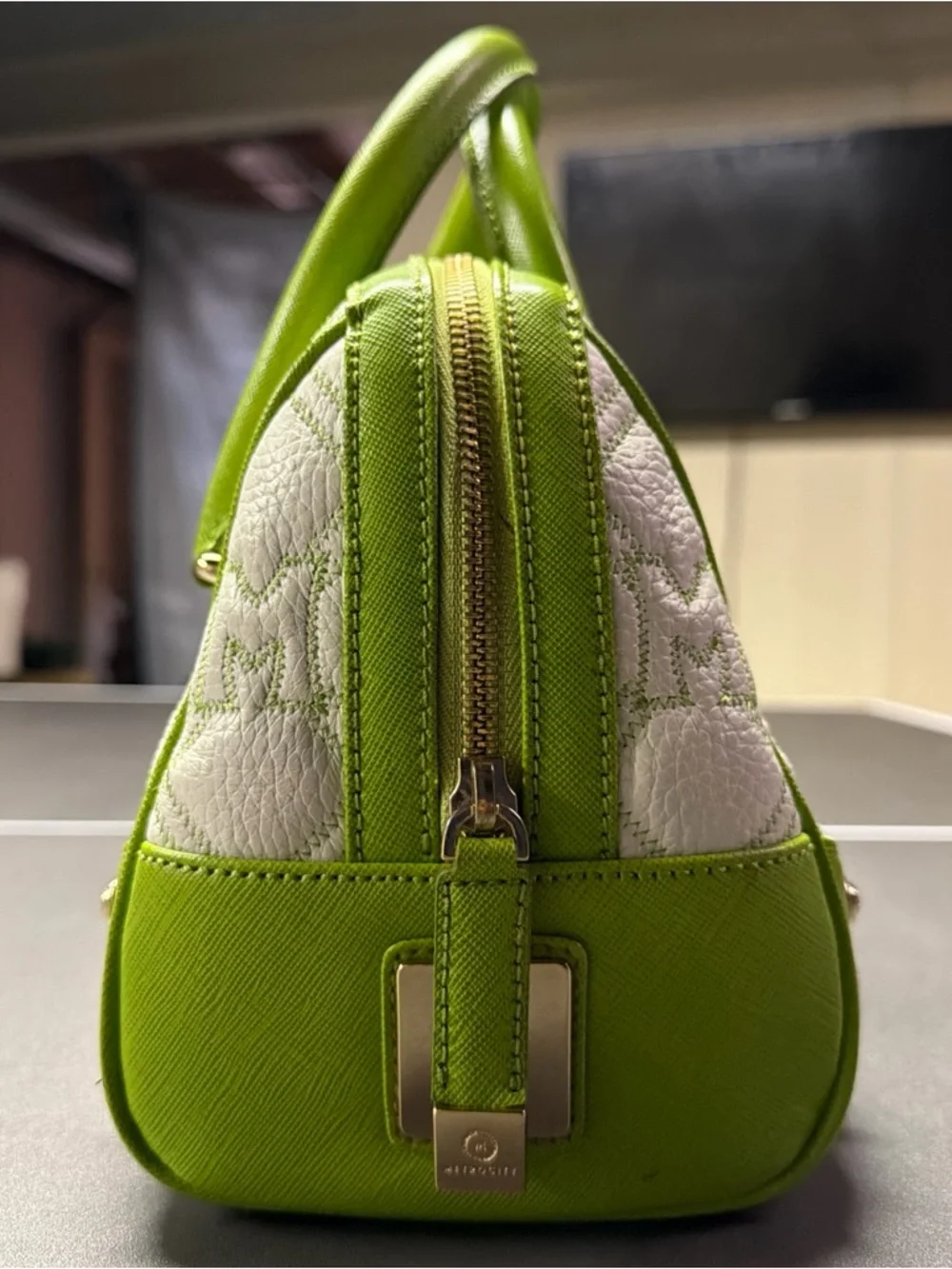 Metrocity Italy White‎ Lime Green Quilted Leather Satchel Handbag Gold Hardware
